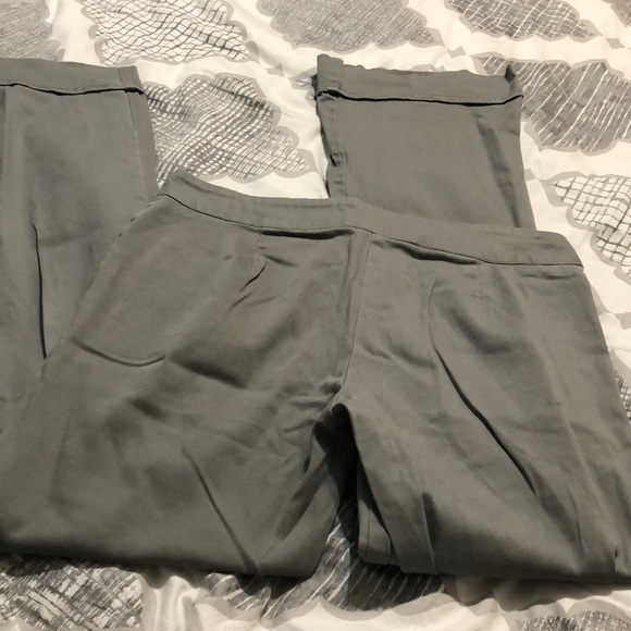 Gray Dress Pants with wide bottom - Picture 7 of 8